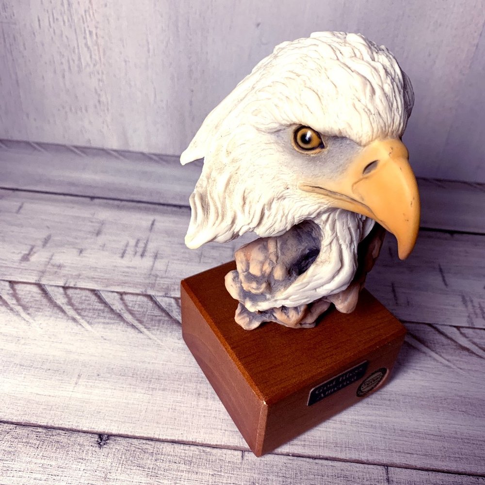 Special Edition 2001 (9/11) Eagle Statue
